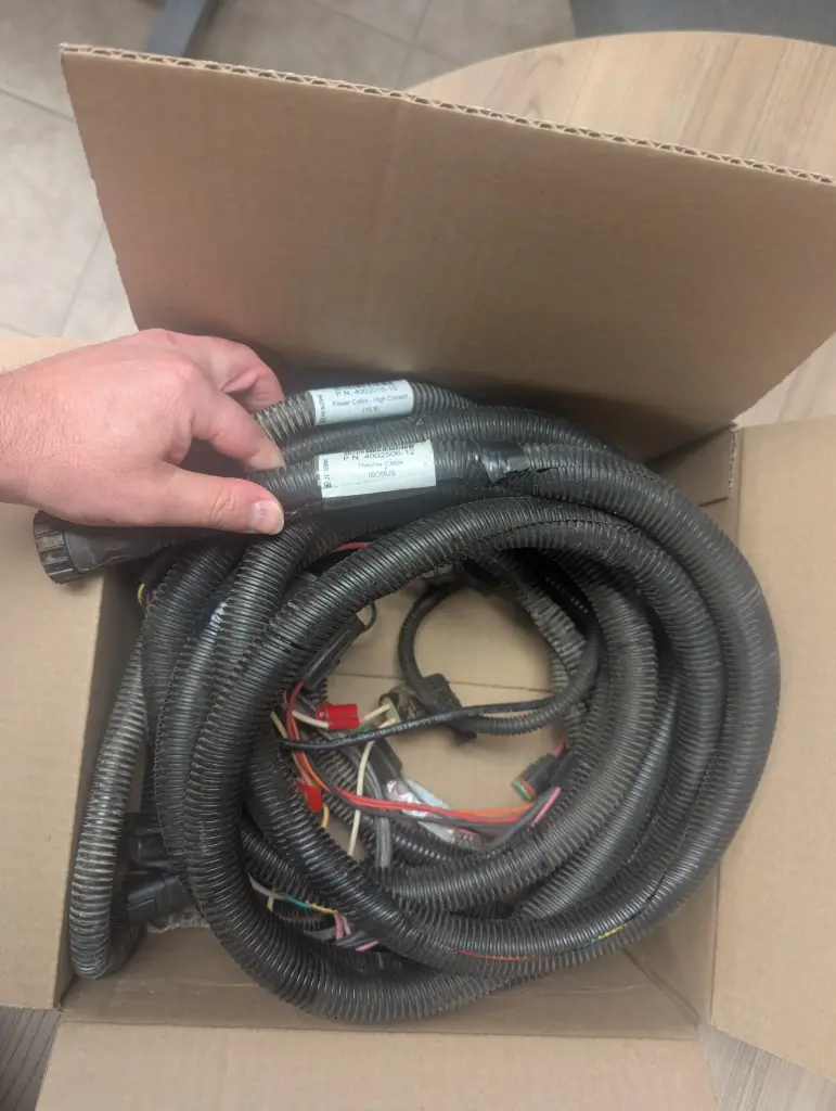 USED - DISPLAY CABLE KIT - CAN A/B, ETHERNET W/15' POWER CABLE INTEGRA/VERSA/COMPASS